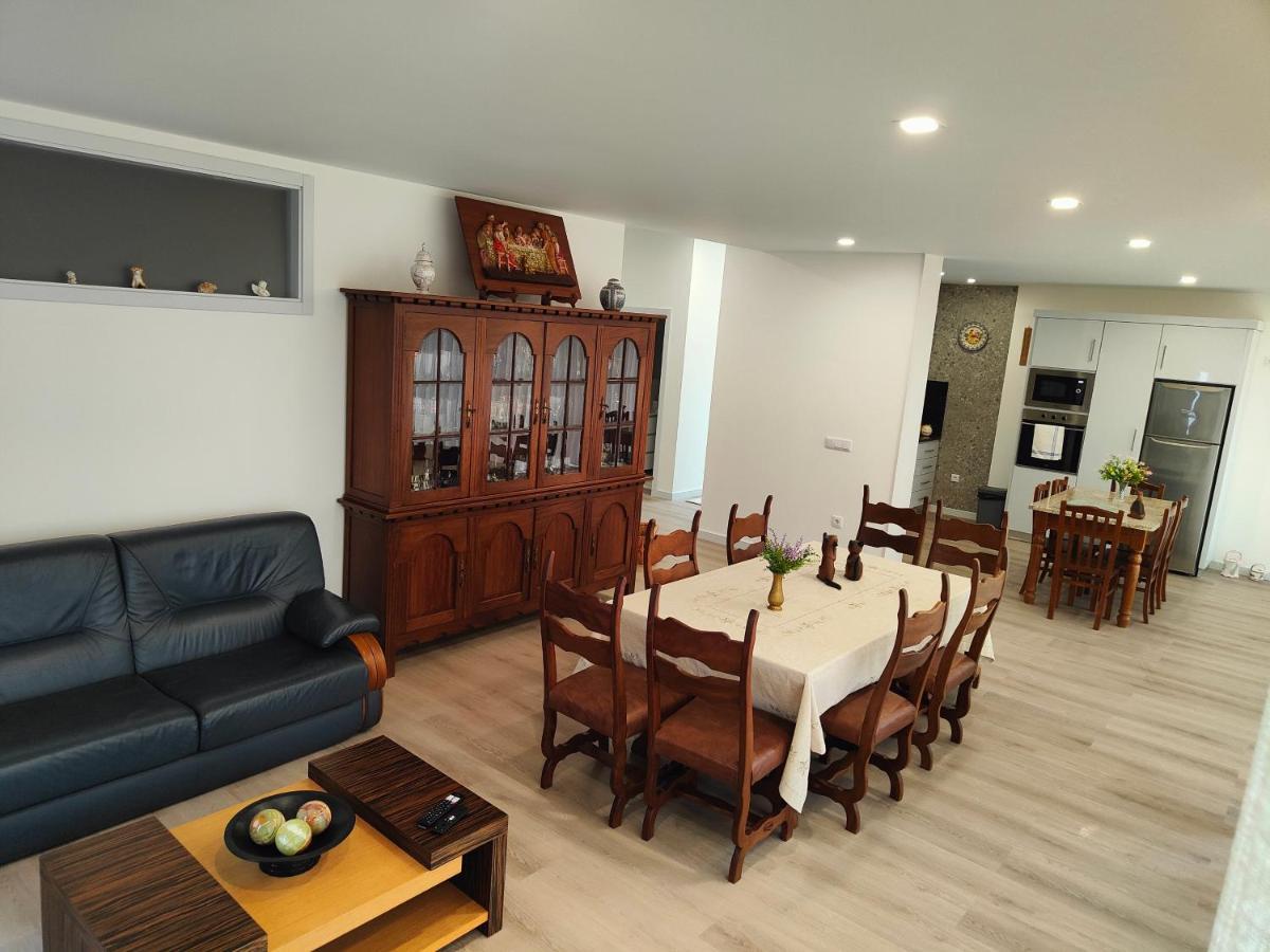 Quinta De Basto House Hotel เฟลเกรัช ภายนอก รูปภาพ