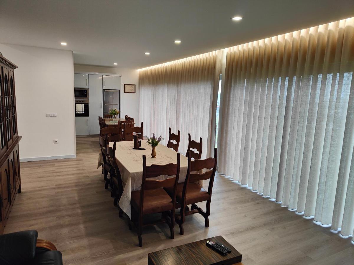 Quinta De Basto House Hotel เฟลเกรัช ภายนอก รูปภาพ